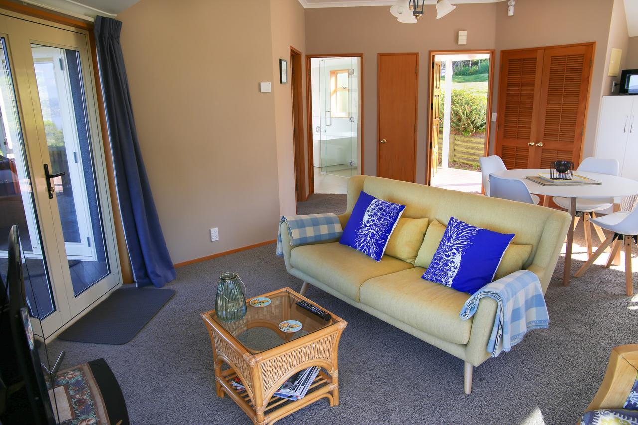 Te Moenga Lodge タウポ エクステリア 写真